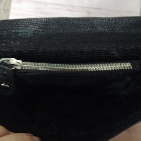 🌸 Black croosbody bag by BCBGenerstion🍀💓🌸 - Picture 8 of 9